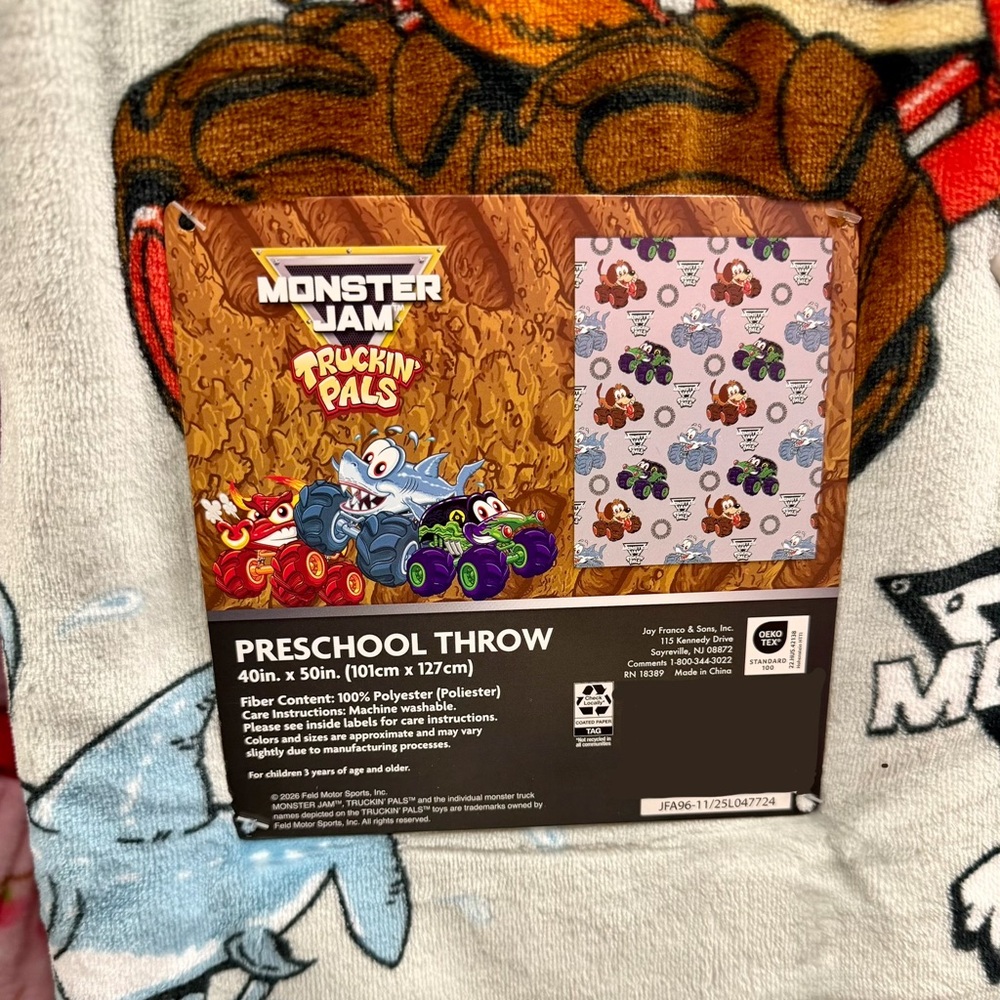 Monster jam plush blanket throw - Picture 2 of 3